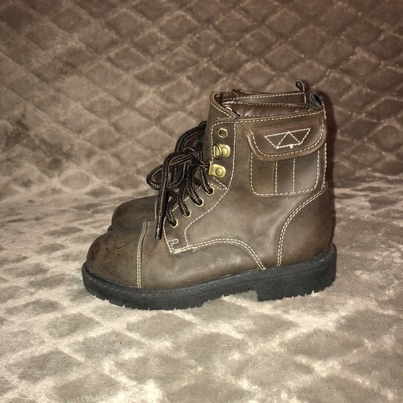 Rugged Outback boots - Picture 4 of 8